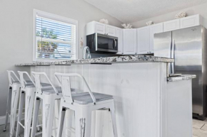 Beachy 2-1 Condo
